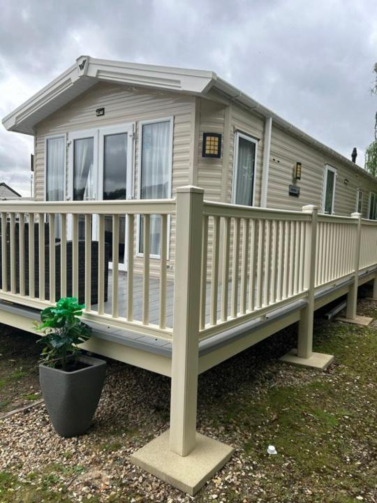 23 Larch View Luxury Caravan Tattershall Lakes Eksteriør billede